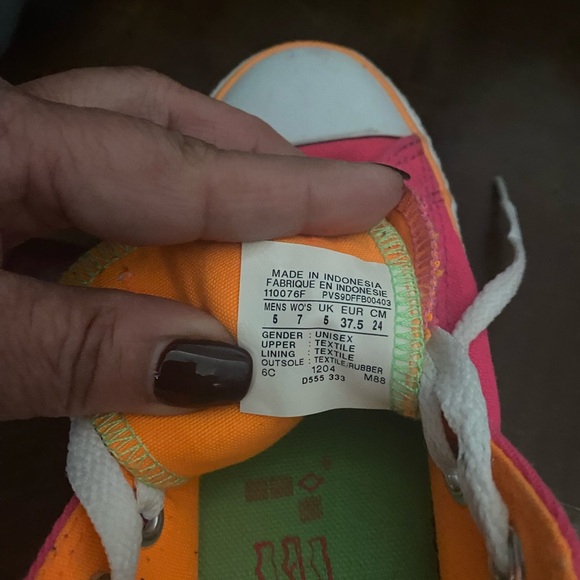 Neon Pink Low Top Converse Double Tongue - Picture 5 of 5